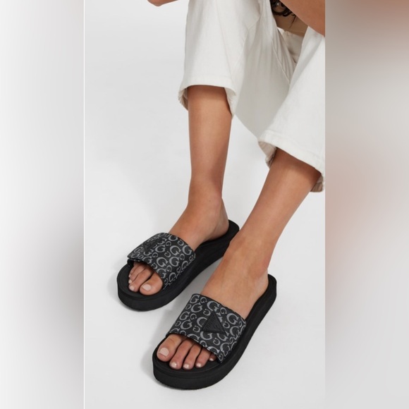 Guess Parties Logo Slides - Picture 3 of 3